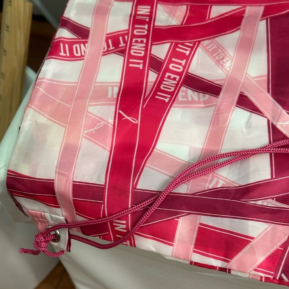 AVON Breast Cancer Crusade Drawstring Backpack and Scarf Set - Picture 3 of 6